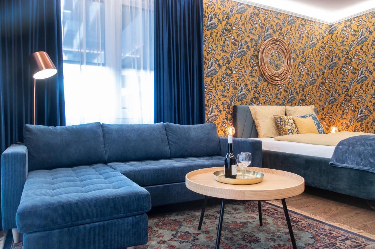 Grand Suites Corvin Boedapest Buitenkant foto