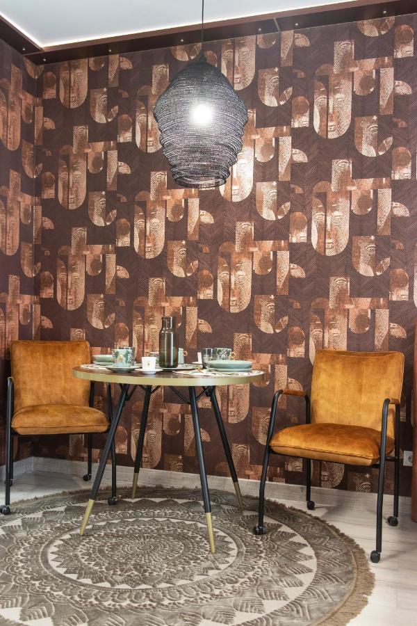 Grand Suites Corvin Boedapest Buitenkant foto