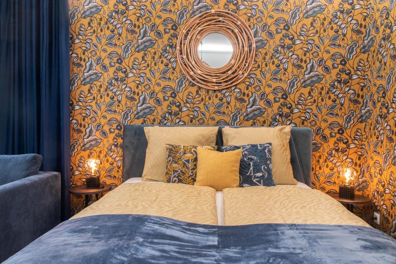 Grand Suites Corvin Boedapest Buitenkant foto