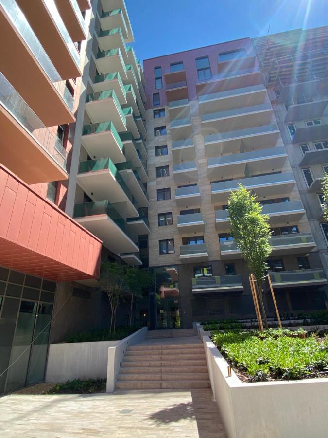 Grand Suites Corvin Boedapest Buitenkant foto